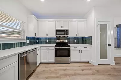 1829 Galveston Street, Grand Prairie, TX 75051 - Photo 15