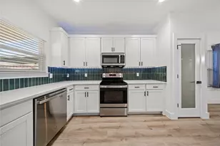 1829 Galveston St, Grand Prairie, TX 75051 - Photo 15
