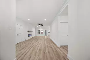 1829 Galveston St, Grand Prairie, TX 75051 - Photo 5