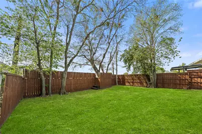 1829 Galveston Street, Grand Prairie, TX 75051 - Photo 35