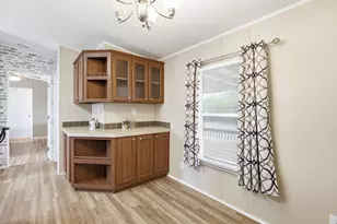4113 Goliad Dr, Granbury, TX 76048 - Photo 11