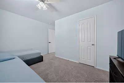 10424 Rising Knoll Lane, Fort Worth, TX 76131 - Photo 17
