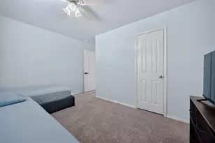 10424 Rising Knoll Ln, Fort Worth, TX 76131 - Photo 17
