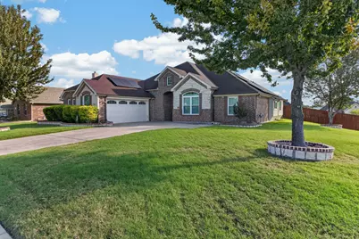700 Edgewood Drive, DeSoto, TX 75115 - Photo 3