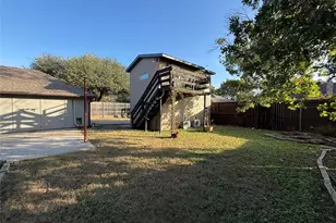 1617 Oak Creek Dr, Lewisville, TX 75077 - Photo 33