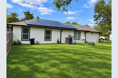 709 SW Dallas Street, Grand Prairie, TX 75051 - Photo 3