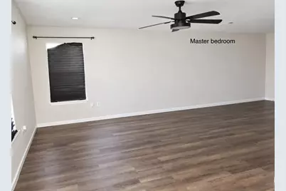 709 SW Dallas Street, Grand Prairie, TX 75051 - Photo 11