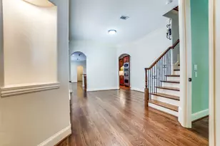5630 Ellsworth Ave, Dallas, TX 75206 - Photo 3