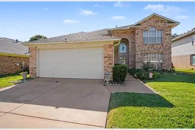5304 Tennis Villa Drive, Arlington, TX 76017 - Photo 1