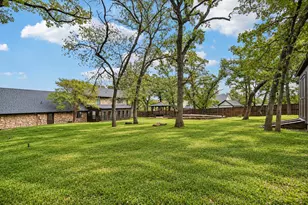 180 N Woodland Trail, Double Oak, TX 75077 - Photo 33