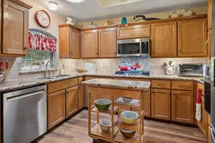 8920 Ashcraft Dr, North Richland Hills, TX 76182 - Photo 9