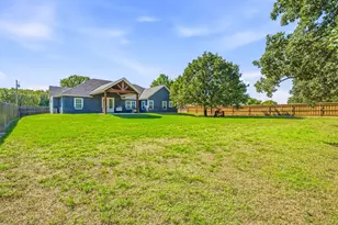 1961 N Dale Ave, Stephenville, TX 76401 - Photo 33
