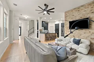 227 Buckingham Ave, Euless, TX 76040 - Photo 15