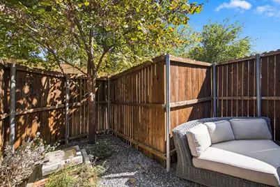 227 Buckingham Avenue, Euless, TX 76040 - Photo 35