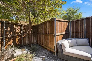 227 Buckingham Ave, Euless, TX 76040 - Photo 35