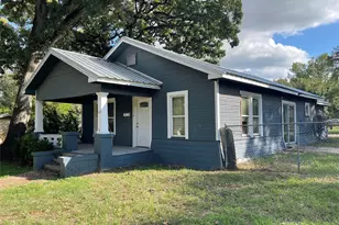 620 Maple St, Teague, TX 75860 - Photo 1