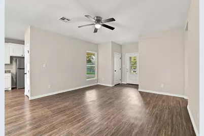 1116 S 6th Avenue, Denison, TX 75021 - Photo 9