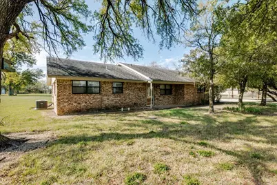 498 Flat Rock Road, Azle, TX 76020 - Photo 17