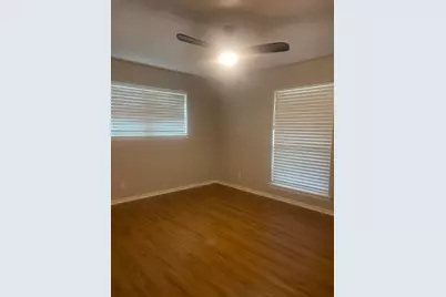 315 S Baker Street, Granbury, TX 76048 - Photo 15