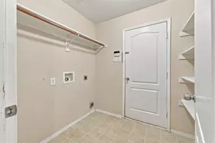 6050 Park View Dr, Midlothian, TX 76065 - Photo 9