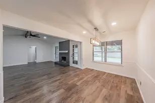 6704 Greenacres Dr, North Richland Hills, TX 76182 - Photo 9