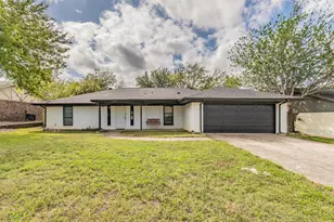 6704 Greenacres Dr, North Richland Hills, TX 76182 - Photo 1