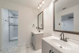 6704 Greenacres Dr, North Richland Hills, TX 76182 - Photo 23