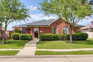 4020 Cherry Ridge Dr, Frisco, TX 75033 - Photo 11