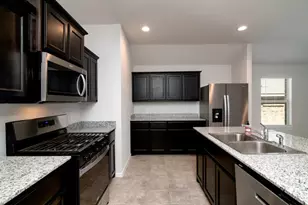 5813 Morrow Pt Dr, Denton, TX 76226 - Photo 7
