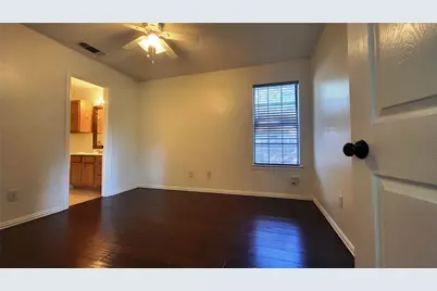 704 1st Avenue, McKinney, TX 75069 - Photo 5