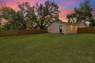 9059 Quinn St, Dallas, TX 75217 - Photo 23