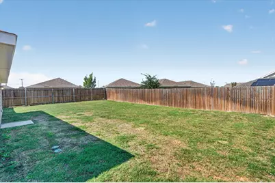 1210 Wildflower Street, Ennis, TX 75119 - Photo 17