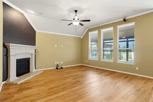 8301 Rock Valley Dr, Rowlett, TX 75089 - Photo 9