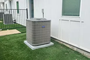 5647 Live Oak St, Dallas, TX 75206 - Photo 21