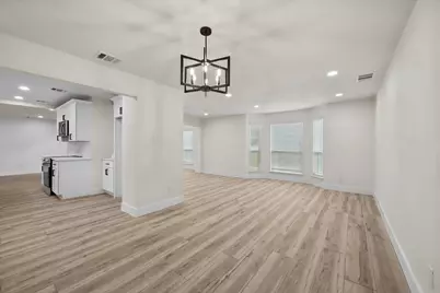 3812 Yachtclub Drive, Arlington, TX 76016 - Photo 7