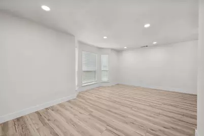 3812 Yachtclub Drive, Arlington, TX 76016 - Photo 9