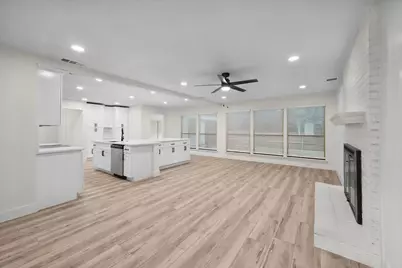 3812 Yachtclub Drive, Arlington, TX 76016 - Photo 3