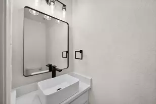 3812 Yachtclub Dr, Arlington, TX 76016 - Photo 13