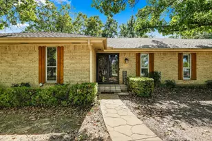 8260 Tudor Ln, Argyle, TX 76226 - Photo 5