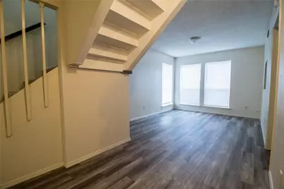 2203 Chase Court, Dalworthington Gardens, TX 76013 - Photo 7