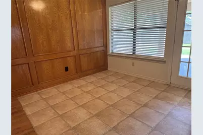 7512 Sean Drive, North Richland Hills, TX 76182 - Photo 11