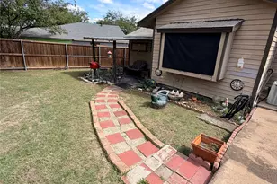 2725 San Benito St, Sansom Park, TX 76114 - Photo 9
