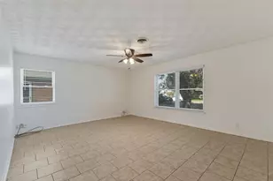 11038 Wyatt, Dallas, TX 75218 - Photo 3