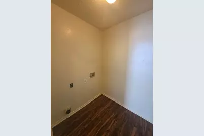 3021 Lawndale Drive, Lancaster, TX 75134 - Photo 7