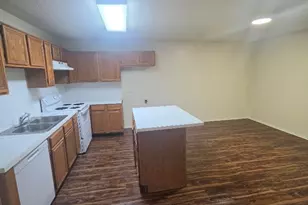 3021 Lawndale Dr, Lancaster, TX 75134 - Photo 5