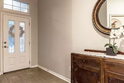 802 Moose Hollow Lane, Euless, TX 76039 - Photo 5
