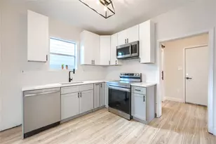 2815 Sutton St, Dallas, TX 75210 - Photo 13