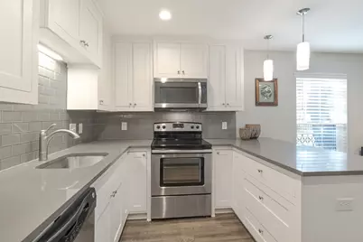 5326 Fleetwood Oaks Avenue #147, Dallas, TX 75235 - Photo 7