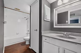 8109 Skillman St, Dallas, TX 75231 - Photo 17