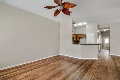 824 Walnut Street, Burleson, TX 76028 - Photo 5